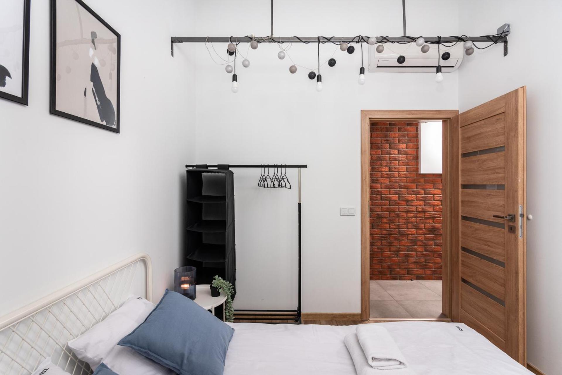Blossom - Old Town Residence - By Upstairs 크라쿠프 외부 사진